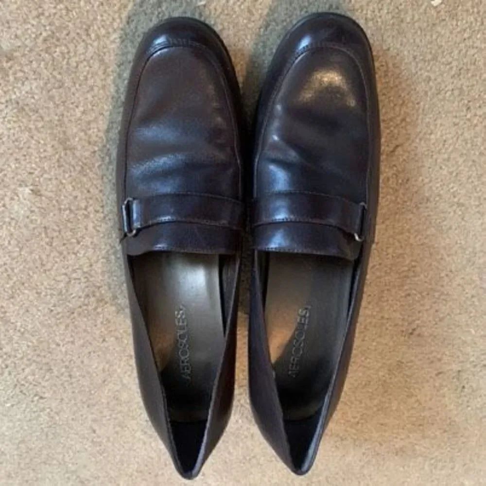 Aerosoles Size 9W Dark Brown Heeled Leather Shoes